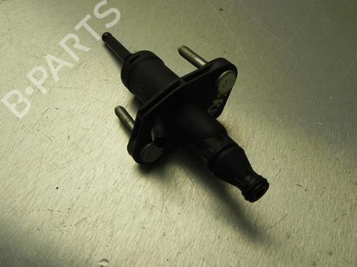 Used Brake master cylinder CHEVROLET CRUZE (J300) 2.0 CDI (150 hp) 28942889