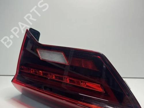 Used Right taillight VW T-ROC (A11, D11) 1.5 TSI (150 hp) 28944403