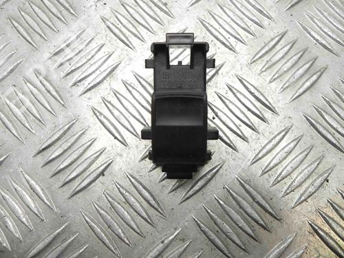Used Left front window switch TOYOTA AURIS Estate (_E18_) 1.6 (ZRE185_) (132 hp) 28926449