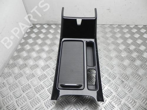 Used Cup/Object holder Cup/Object holder HYUNDAI KONA (OS, OSE, OSI) 1.0 T-GDi (120 hp) 28923608 28923608