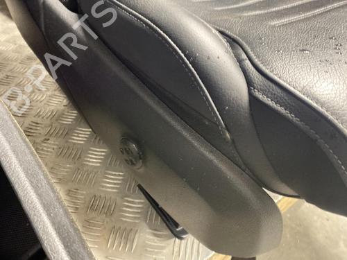 Seats set MERCEDES-BENZ C-CLASS (W206) C 200 (206.042) | BP37571633C78 - Image 5