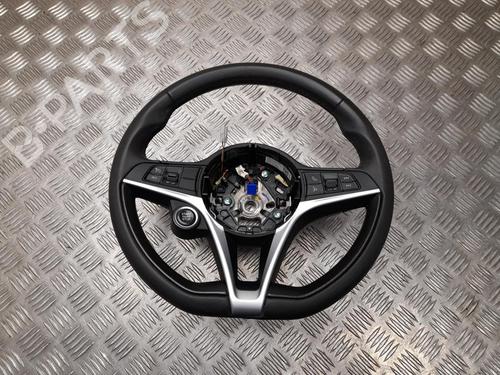steering-wheel-alfa-romeo-giulia-952_-2015-37552480 main image