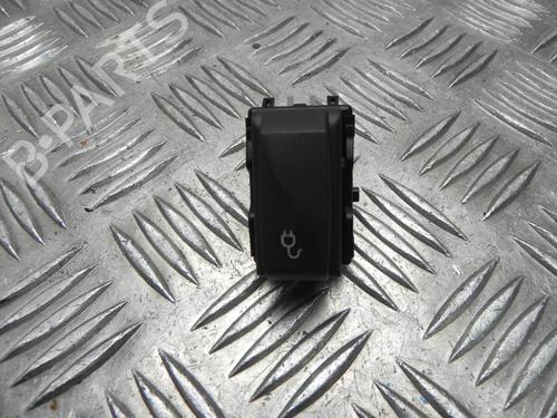 switch-renault-zoe-bfm_-2012-37578638 main image
