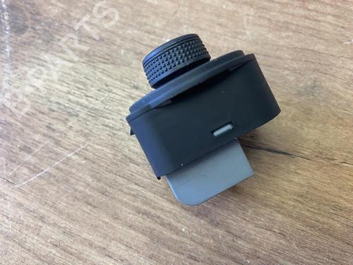 Mirror switch SKODA ENYAQ iV SUV (5AZ) 85 | BP39909698I25 - Image 2