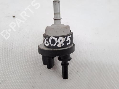 Used Electronic sensor RENAULT CAPTUR I (J5_, H5_) 0.9 TCe 90 (90 hp) 28913494