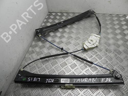other-vw-touran-5t1-2015-37545378 main image