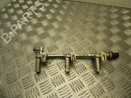 Used Injection rail Injection rail 37541687 37541687