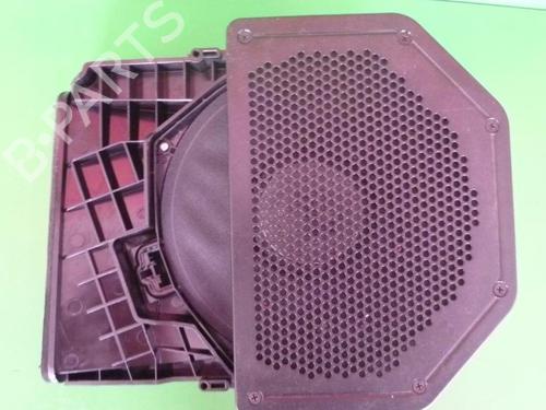 Used Electronic module BMW 1 (E81) 123 d (204 hp) 28937881