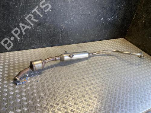 Udstødningssystem Udstødningssystem TOYOTA YARIS (_P21_, _PA1_, _PH1_) 1.5 Hybrid (MXPH10, MXPH11) (116 hp) 37563267 37563267