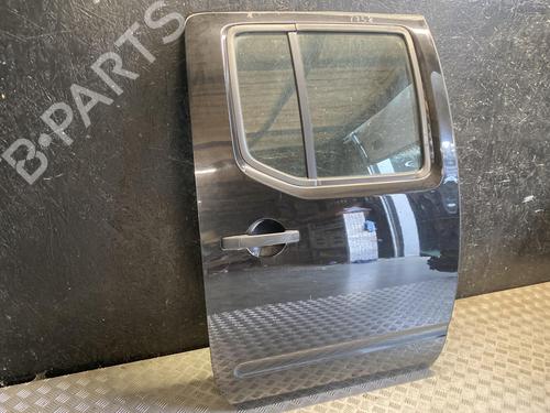 Used Right rear door NISSAN NAVARA NP300 (D40) 2.5 dCi 4WD (D40TT, D40T, D40M, D40BB) (190 hp) 28923609