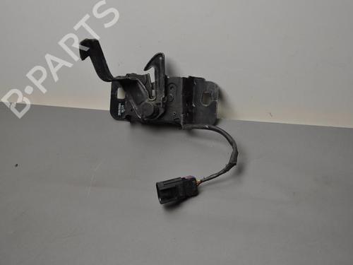 hood-lock-opel-astra-k-b16-2015-2016-2017-2018-2019-2020-2021-2022-40286162 main image