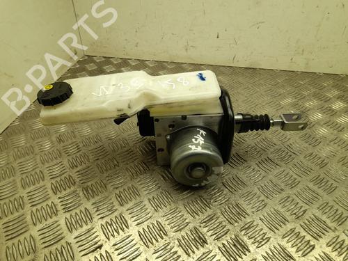 Brake master cylinder TESLA MODEL Y (5YJY) Long Range All-wheel Drive | BP37568411M77 - Image 2