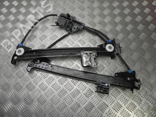 Used Front right window mechanism TESLA MODEL S (5YJS) P85D AWD (700 hp) 29614630