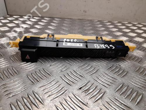 display-monitor-toyota-rav-4-iv-_a4_-2012-2013-2014-2015-2016-2017-2018-2019-37550298 main image