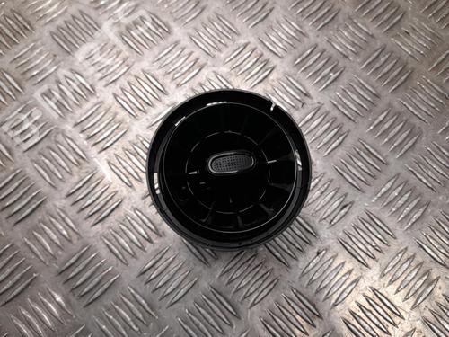 Used Air vent Air vent 37572304 37572304