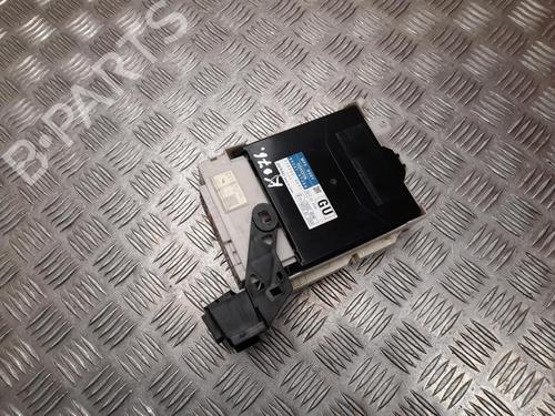 Used Fuse box Fuse box 37557831 37557831