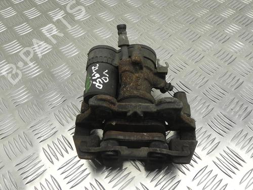 Used Right front brake caliper BMW 2 Gran Tourer (F46) 218 i (140 hp) 28927361