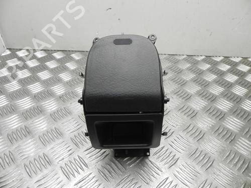 Portavasos/Objetos Portavasos/Objetos MERCEDES-BENZ M-CLASS (W163) ML 400 CDI (163.128) (250 hp) 37581220 37581220