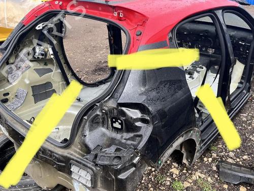 Used Right rear fenders CITROËN C3 III (SX) 1.2 VTi 82 (82 hp) 28939606