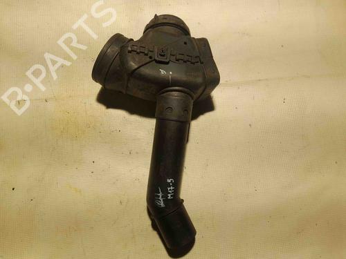 Used Air filter box VOLVO S60 I (384) 2.4 (170 hp) 28933618