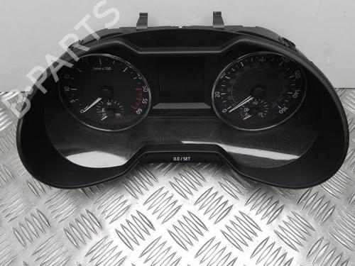 Used Instrument cluster SKODA OCTAVIA III Combi (5E5, 5E6) 1.6 TDI (105 hp) 28922634