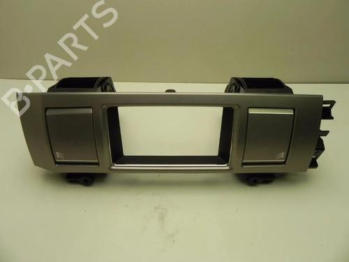 Luftventil Luftventil JAGUAR XF I (X250) 3.0 D (241 hp) 28921382 28921382