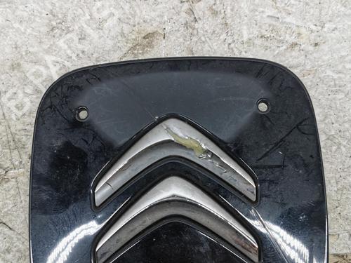 Used Hub cap CITROËN C4 CACTUS 1.2 THP 110 (110 hp) 28933562