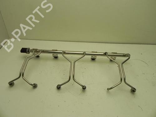 Used Injection rail Injection rail 37559833 37559833