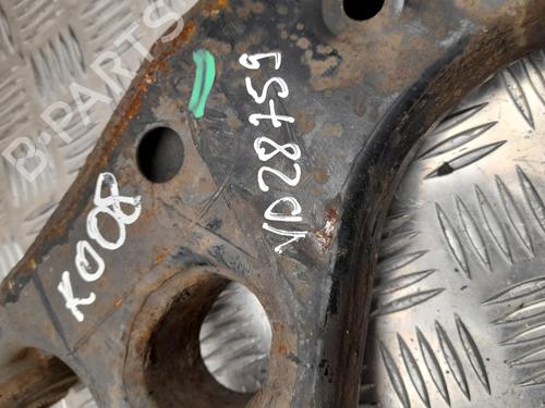 Left front suspension arm TOYOTA AURIS (_E18_) 1.8 Hybrid (ZWE186_, ZWE186R) | BP28926979M12 