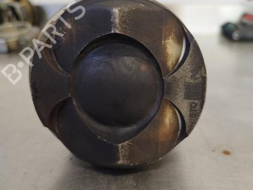 Andre LAND ROVER RANGE ROVER VELAR (L560) 2.0 P250 Si4 4x4 | BP39039920O1 - Image 2