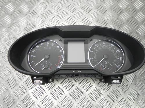 Used Instrument cluster SKODA OCTAVIA III Combi (5E5, 5E6) 1.6 TDI (105 hp) 28928357