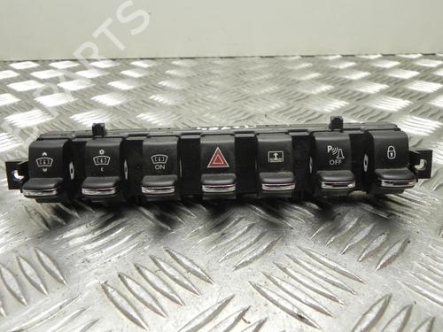 Used Switch PEUGEOT 3008 I MPV (0U_) 1.6 BlueHDi 120 (120 hp) 28945310