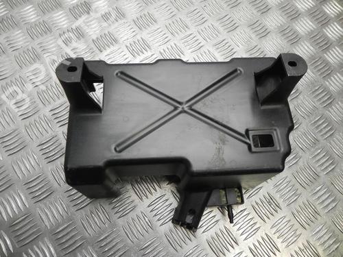 Used Fuse box Fuse box 37582323 37582323