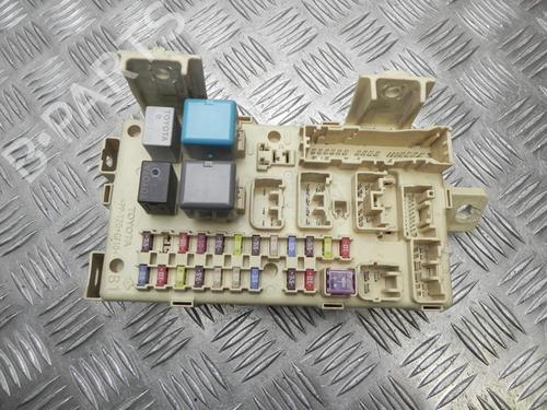 Zekeringkast Zekeringkast TOYOTA AVENSIS (_T25_) 2.2 D-CAT (ADT251_, ADT251R) (177 hp) 37582398 37582398
