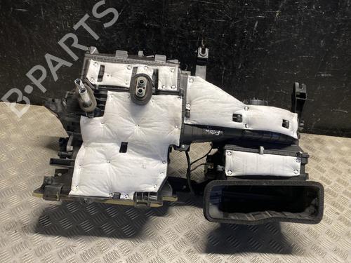 Used Air vent KIA SPORTAGE IV (QL, QLE) 1.7 CRDi (116 hp) 28925174