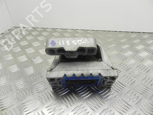 Used Engine mount Engine mount 37546582 37546582