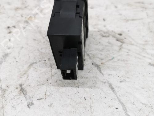 Switch CITROËN C4 CACTUS 1.2 THP 110 | BP28942652I30 