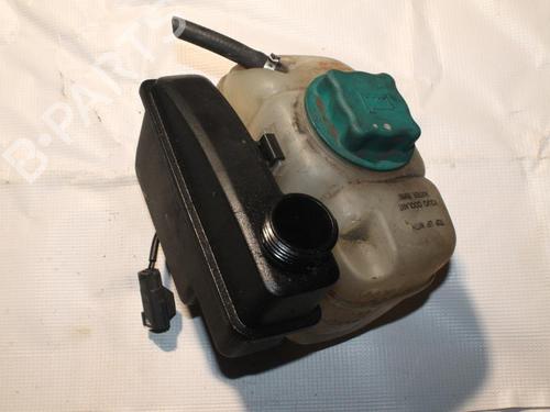 Used Expansion tank VOLVO XC90 I (275) D5 AWD (185 hp) 28934247
