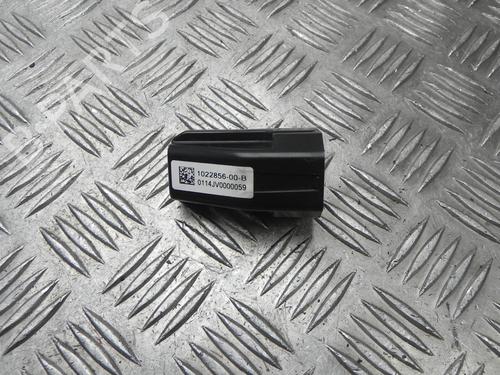 Used Electronic sensor TESLA MODEL S (5YJS) 85 (367 hp) 28910956