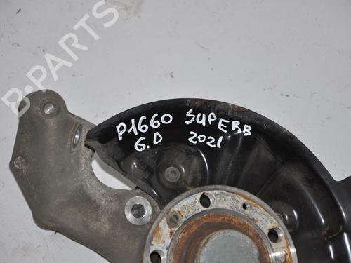 Højre hjullejehus spindel SKODA SUPERB III (3V3) 2.0 TDI | BP28925530M28 