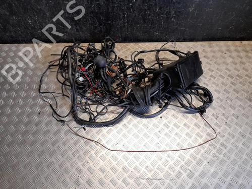 Used Wiring harness Wiring harness 37564238 37564238
