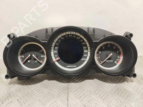 Used Instrument cluster Instrument cluster MERCEDES-BENZ CLS (C218) CLS 63 AMG 4-matic (218.376) (585 hp) 28916292 28916292