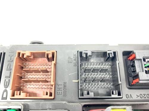Fuse box CITROËN C3 III (SX) 1.2 THP 110 (SXHNPS, SXHNZT, SXHNZ6) | BP28926277E1 