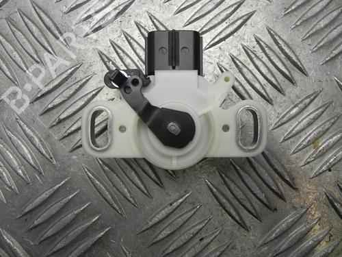 Switch TOYOTA C-HR (_X1_) 1.8 Hybrid (ZYX10_, ZYX11_, ZYX10R, ZYX11R) | BP37541368I30 - Image 2