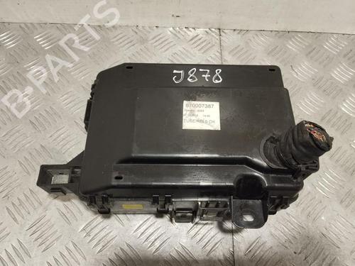 Used Fuse box Fuse box 38993539 38993539