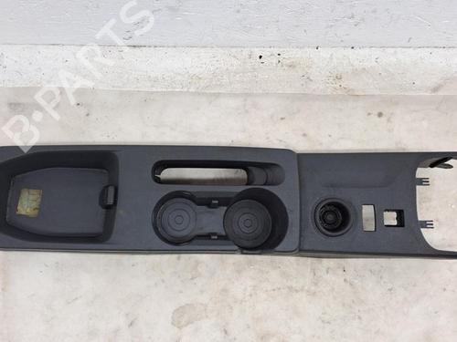 Used Middle console RENAULT CAPTUR I (J5_, H5_) 0.9 TCe 90 (90 hp) 28919255