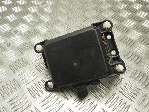 Module électronique PEUGEOT 3008 I MPV (0U_) 1.6 THP (156 hp) 28944068