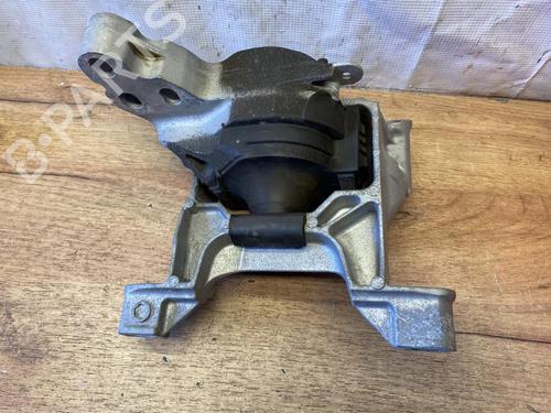 Used Engine mount Engine mount MAZDA CX-5 (KF) 2.0 SKYACTIV-G (163 hp) 40112252 40112252
