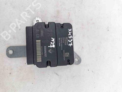 Used ECU airbags RENAULT CAPTUR I (J5_, H5_) 0.9 TCe 90 (90 hp) 28924538