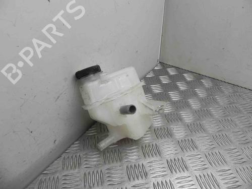 Used Expansion tank TOYOTA YARIS (_P13_) 1.5 Hybrid (NHP130_, NHP130) (101 hp) 28917577